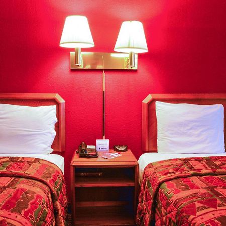 Econo Lodge Willowbrook Exteriér fotografie