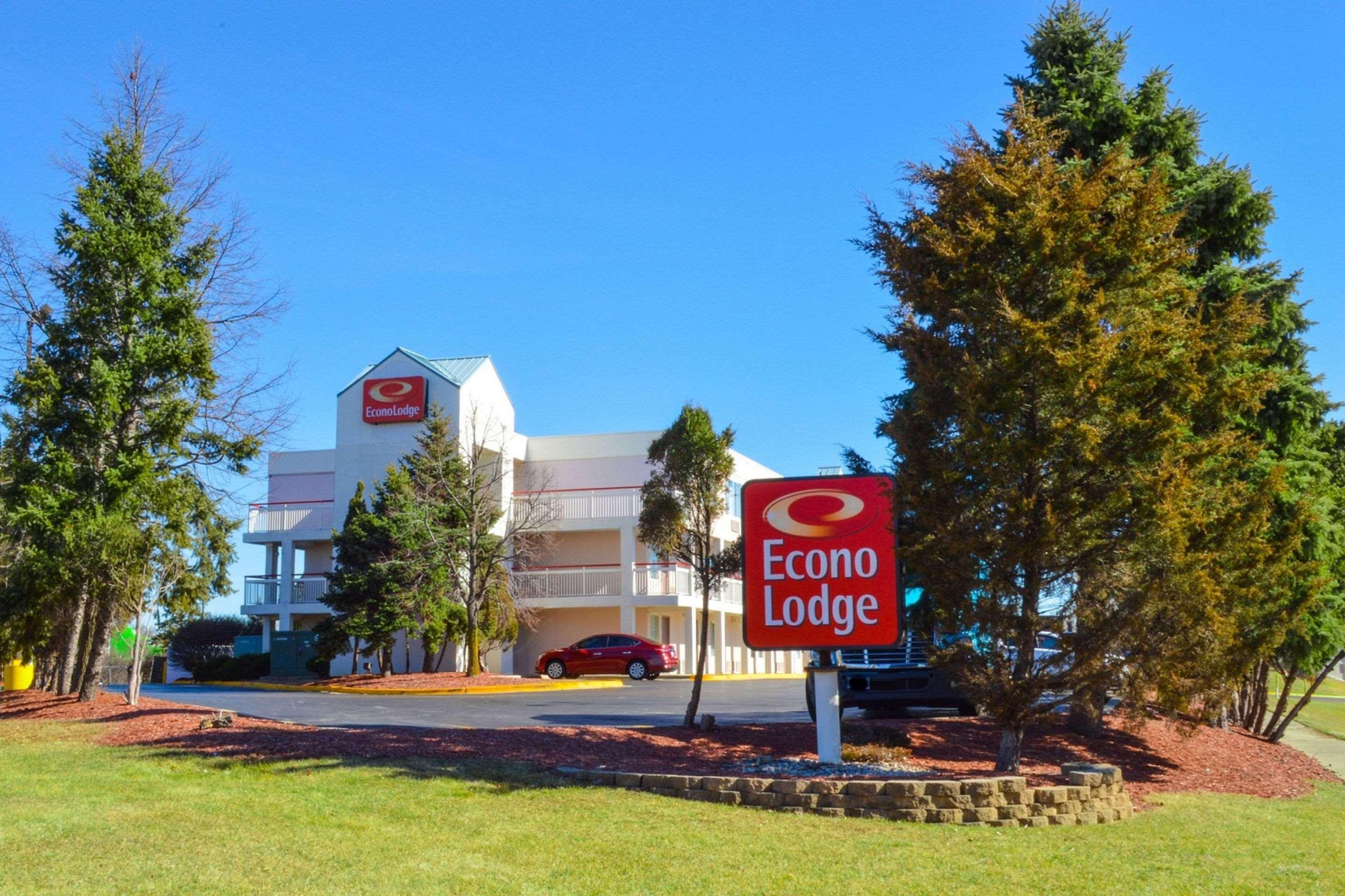 Econo Lodge Willowbrook Exteriér fotografie