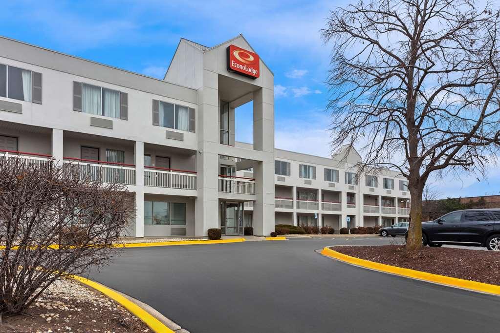 Econo Lodge Willowbrook Exteriér fotografie